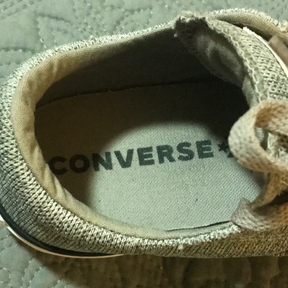 Converse Women Size 8 - Picture 4 of 6